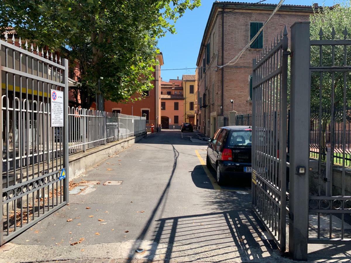 Апартаменты Bed In Bo Porta San Donato Болонья Экстерьер фото