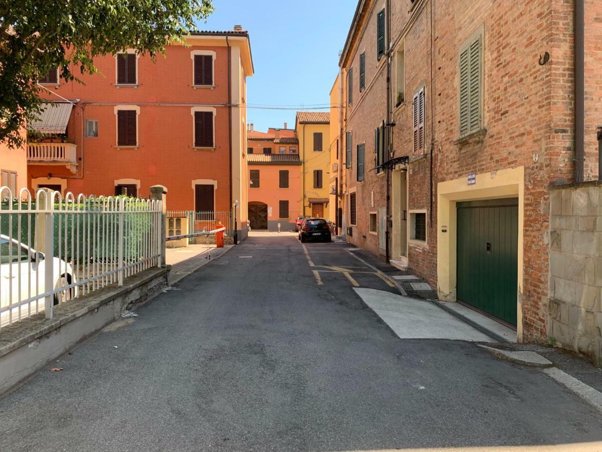 Апартаменты Bed In Bo Porta San Donato Болонья Экстерьер фото